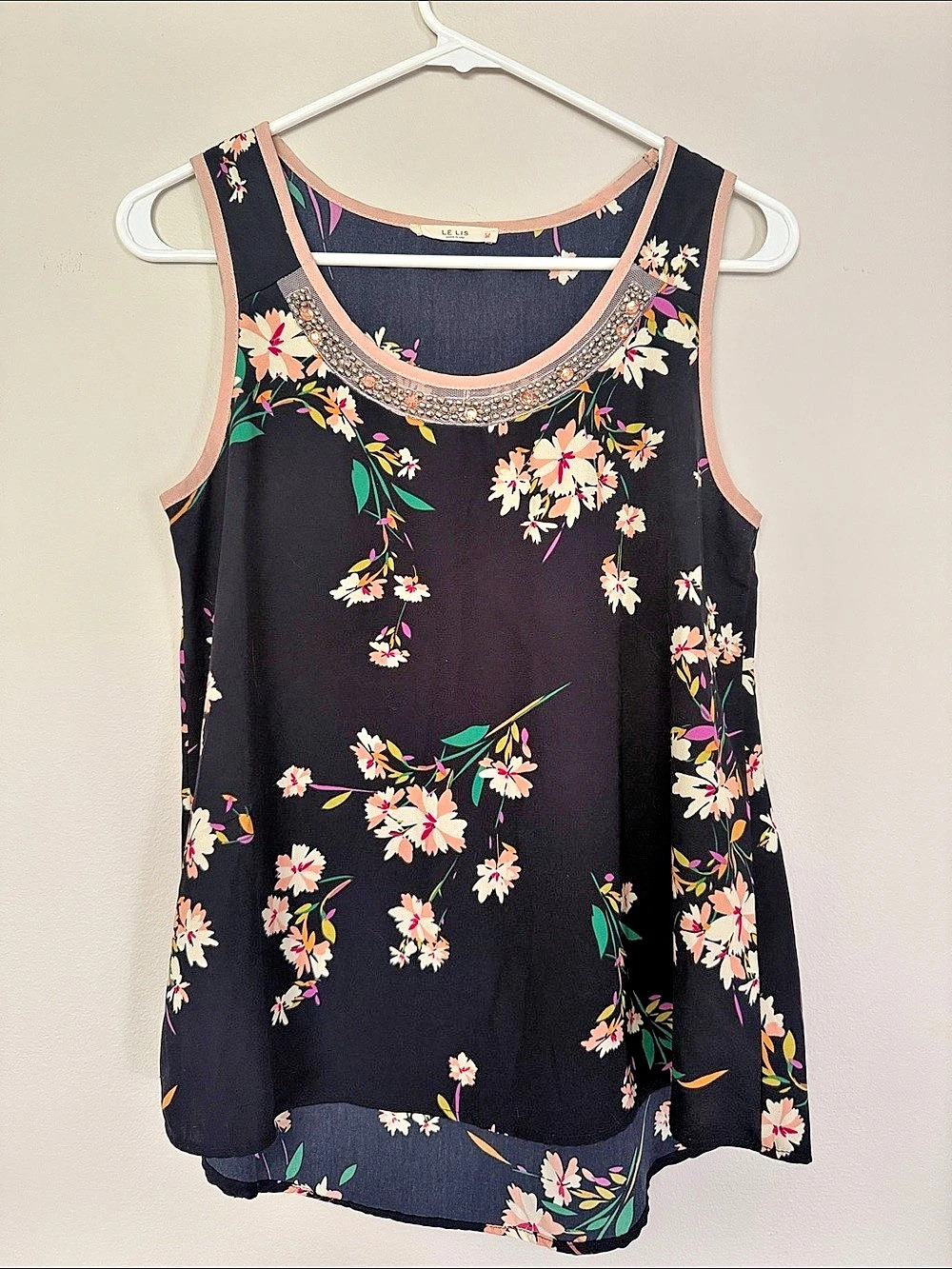 Le Lis Floral Embellished Neckline Tank
